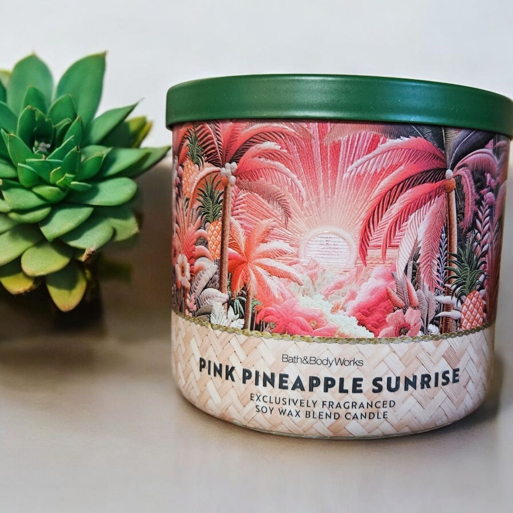 Bath & Body Works Pink Pineapple Sunrise Candle with Green Lid